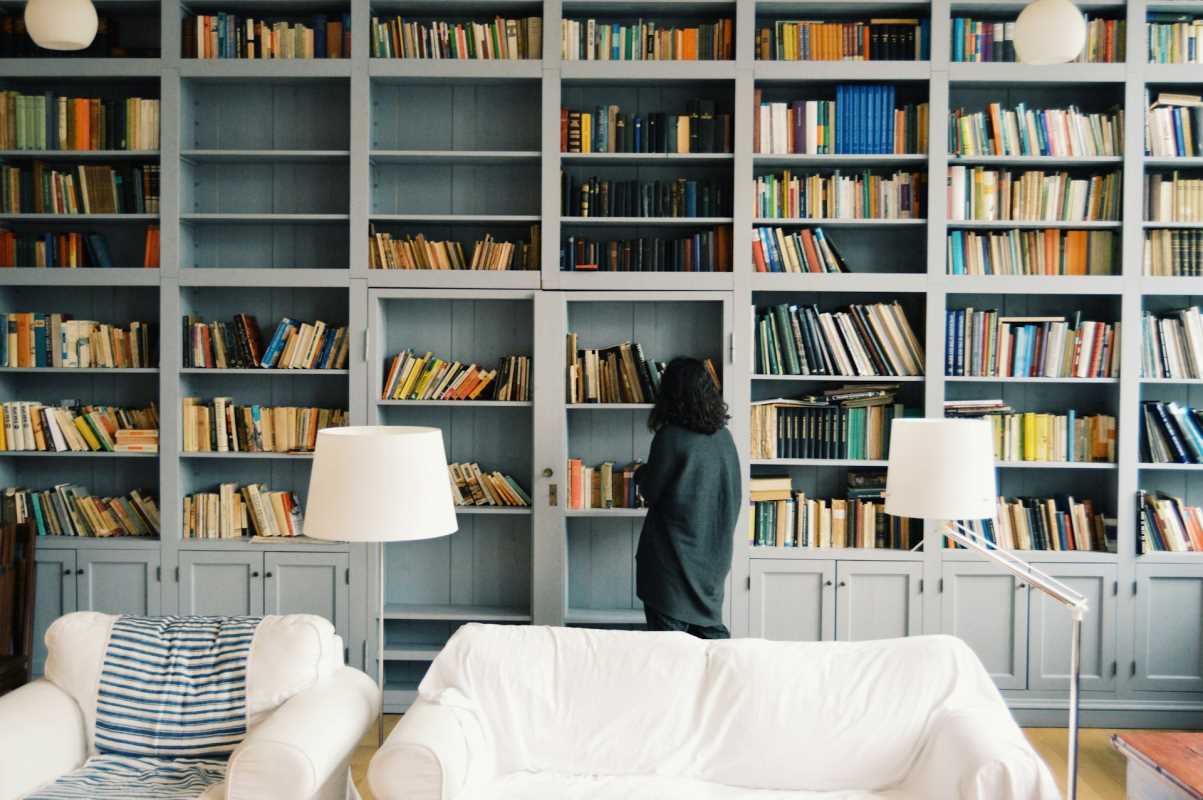 11 Must-Have Educational Books to Keep on Your Home Bookshelves